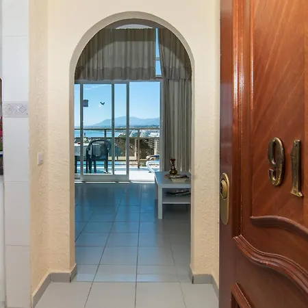 Skol 911a 1 Bedroom Duplex With Sea Views Apartment *